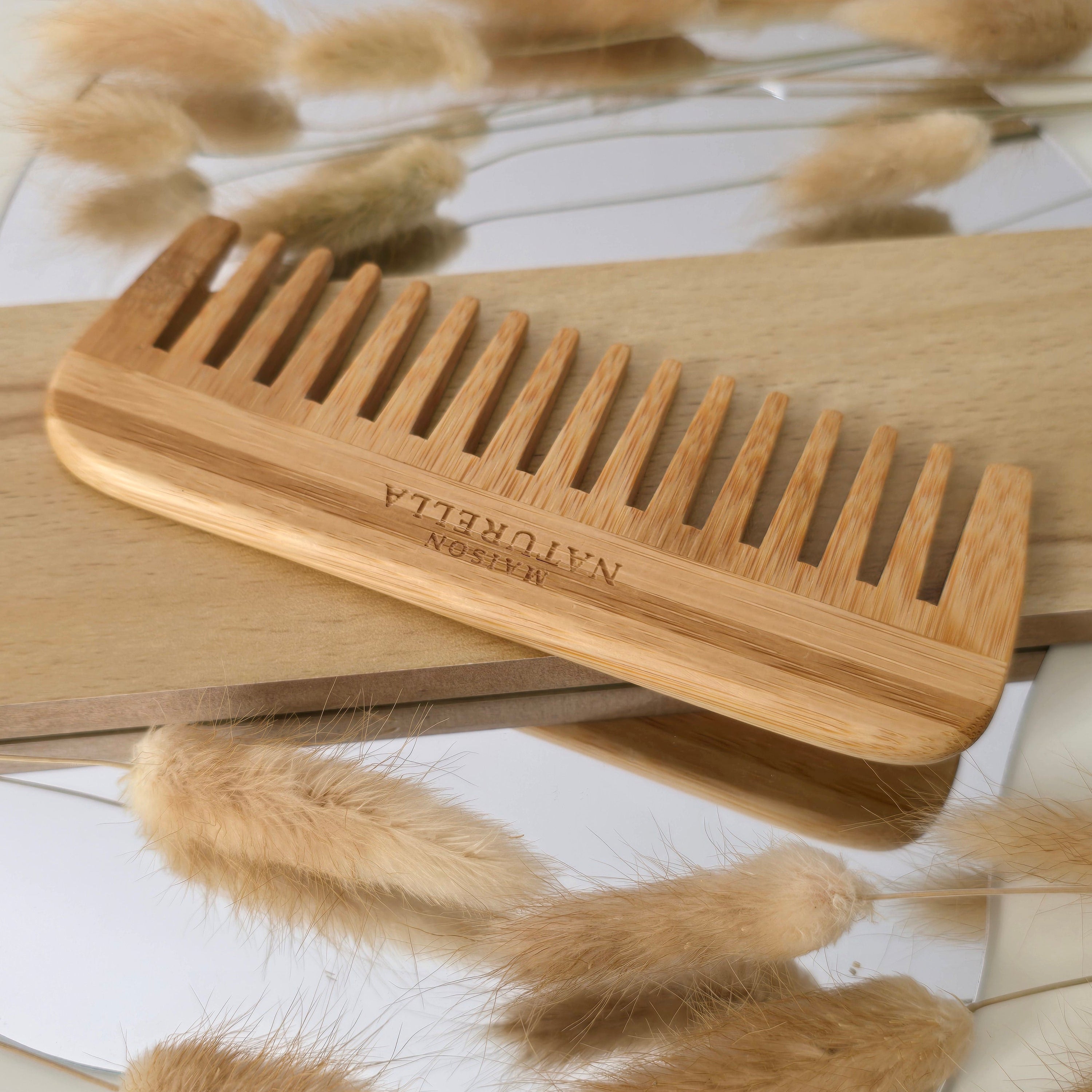 Bamboo Comb - With Maison Naturella’s bag